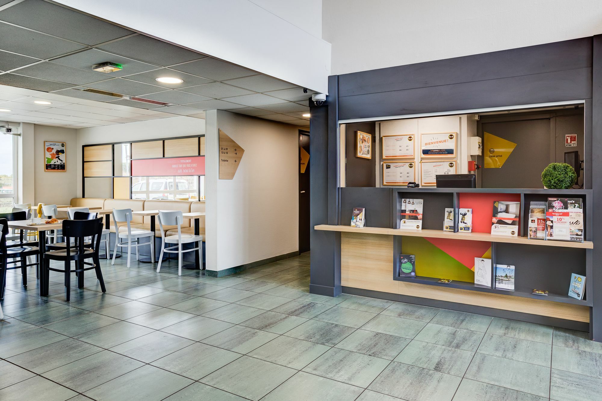 B&B Hotel Beauvais Allonne  Εξωτερικό φωτογραφία